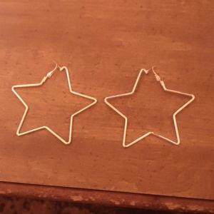 Star shaped hoop earrings